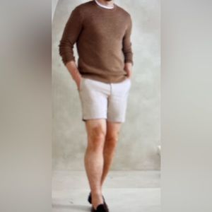 Banana Republic 7” Core Temp‎ Shorts, Light tan/crean Size 38